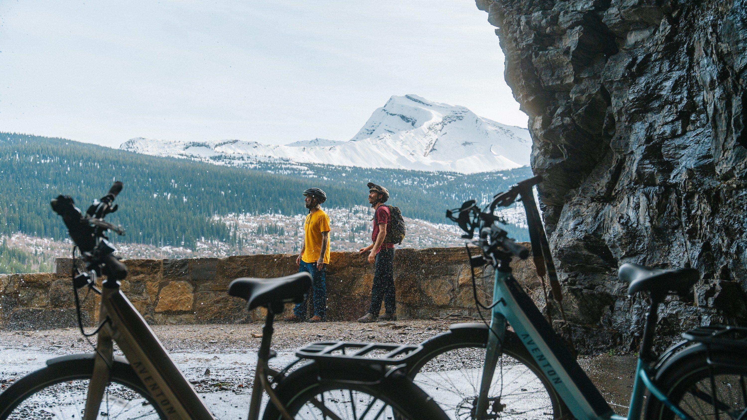 A row of Aventon rental e-bikes lined up outside Montana E-Bikes in Whitefish