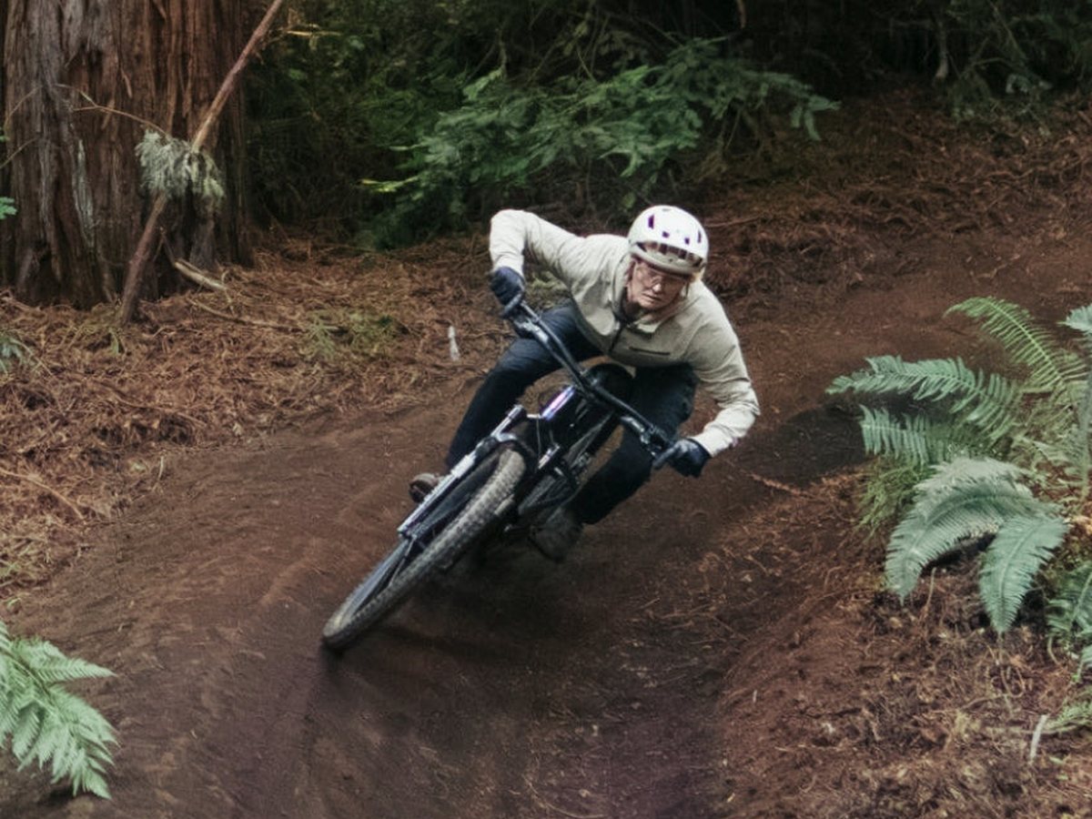 Riding the Aventon Current ADV